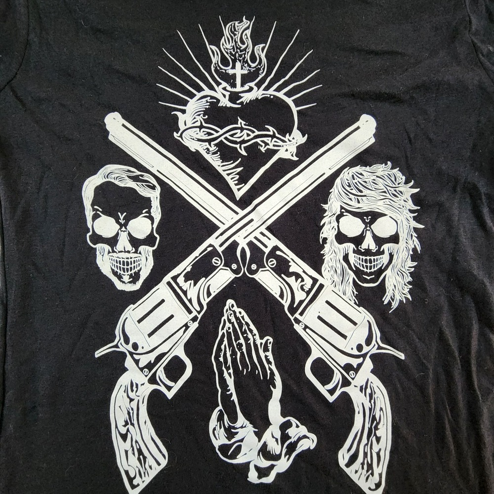 Calaveras Cantina Guns Skulls Black Short Sleeve T-Shirt Women's S